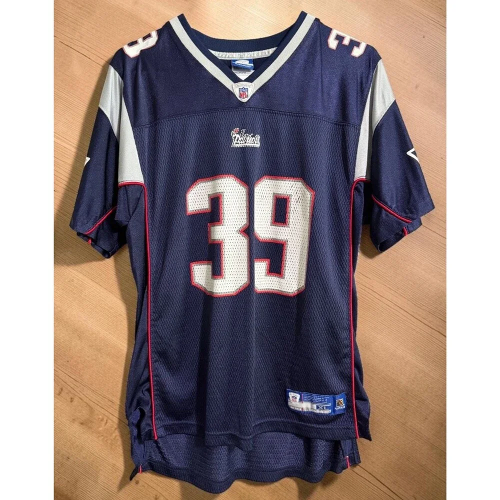 Laurence Maroney #39 NFL Football Jersey Patriots Youth Size XL (18-20)